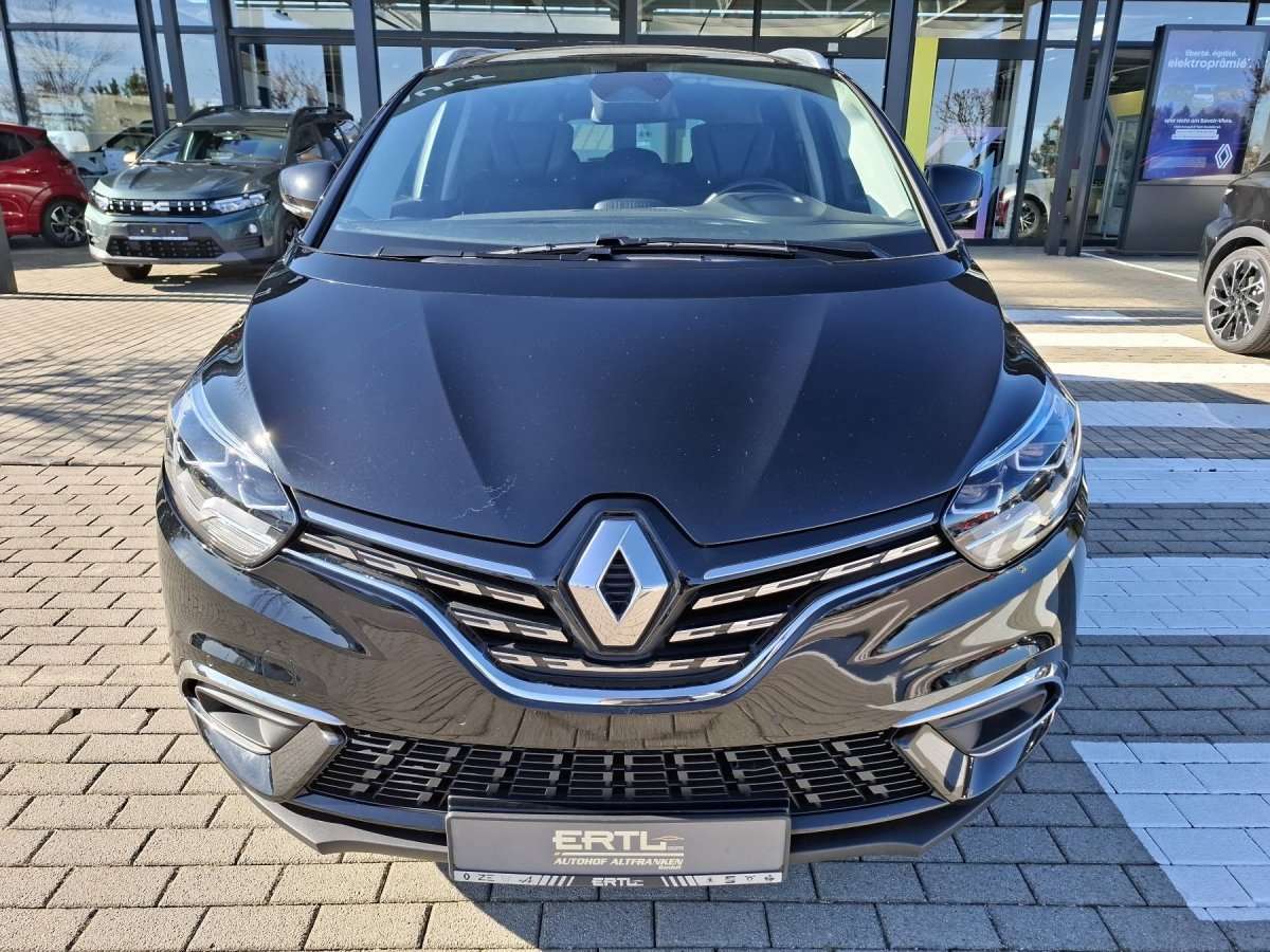 Fahrzeugbild eines Renault Grand Scénic