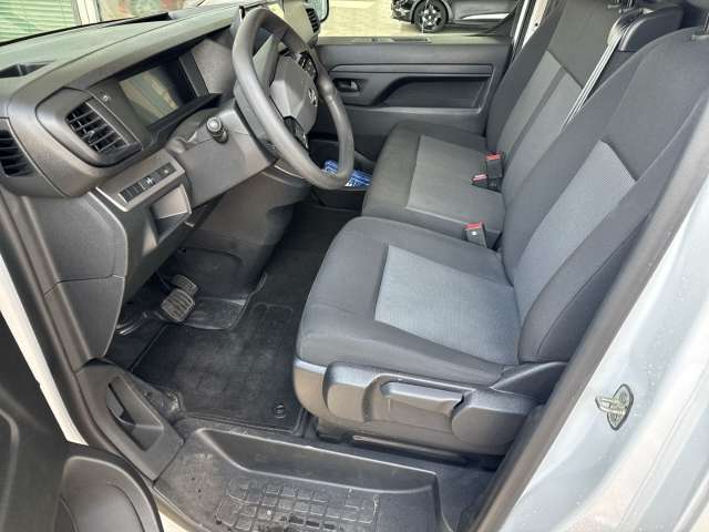Fahrzeugbild eines Opel Vivaro