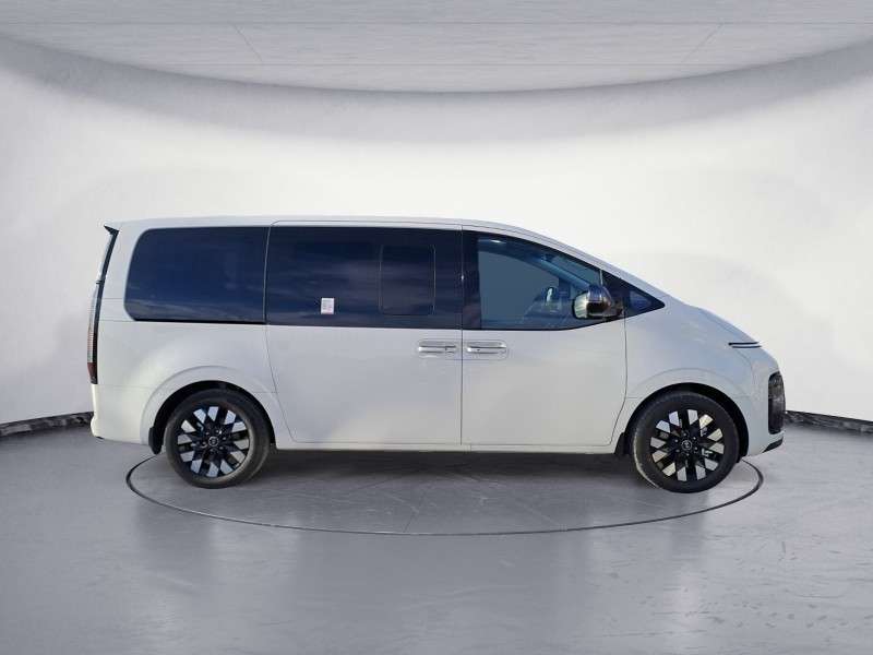 Fahrzeugbild eines Hyundai Staria