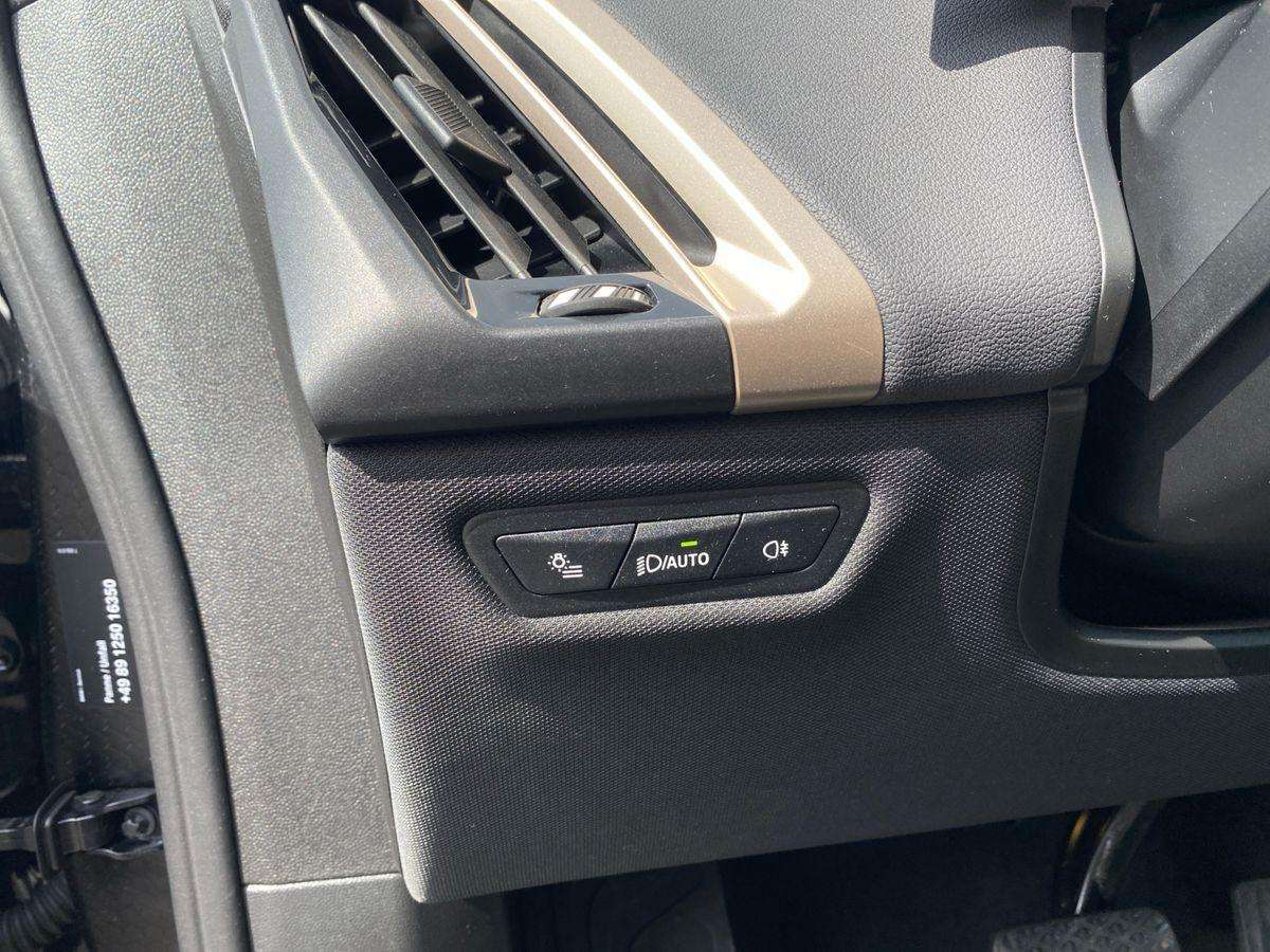 Fahrzeugbild eines BMW iX