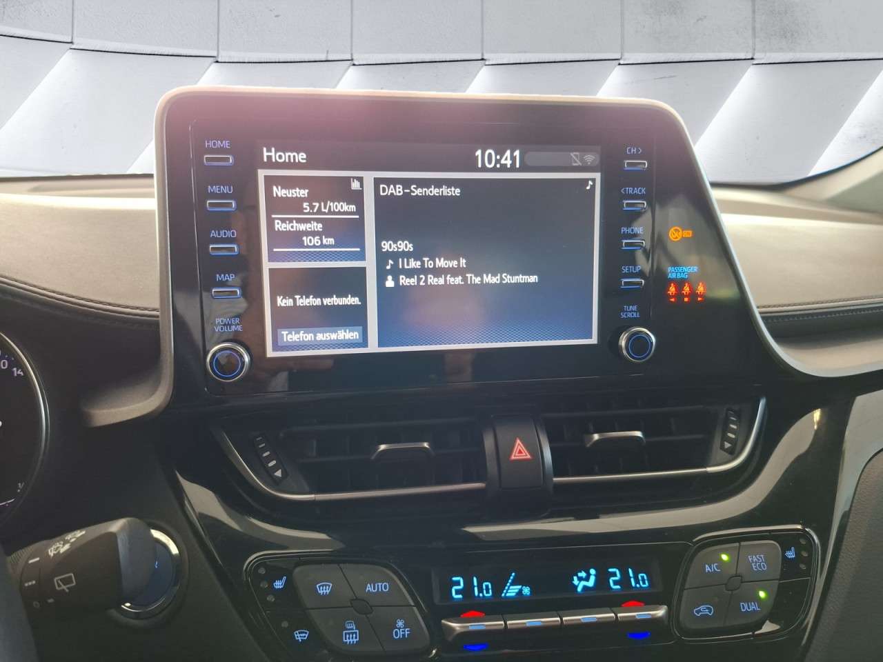 Fahrzeugbild eines Toyota C-HR