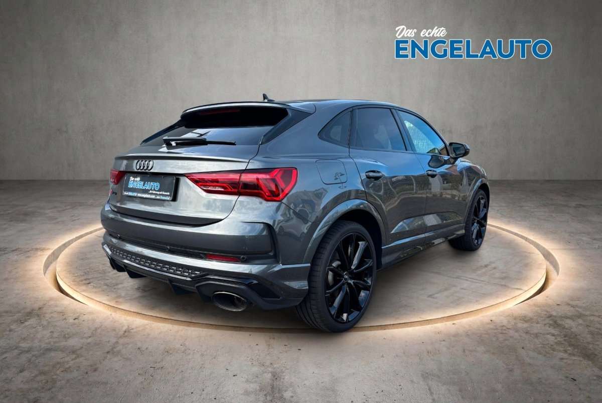 Fahrzeugbild eines Audi RS Q3