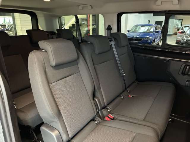Fahrzeugbild eines Opel Vivaro