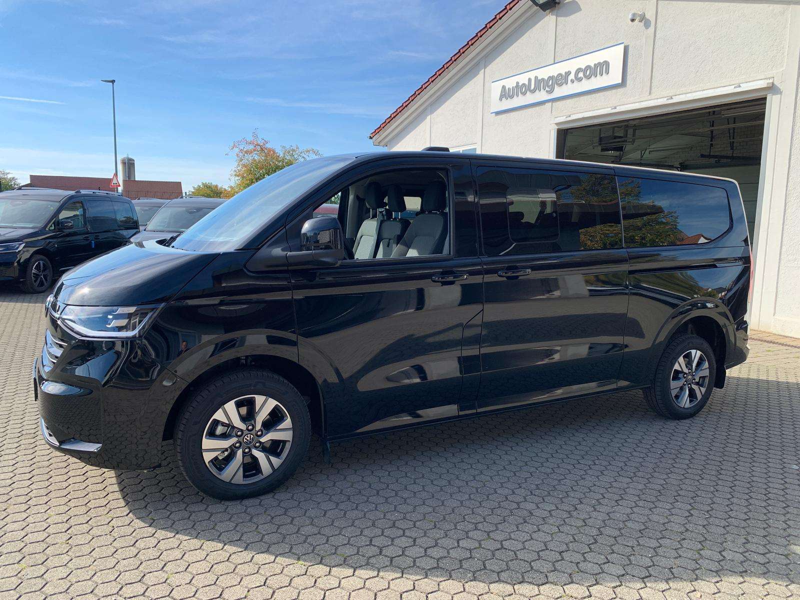 Fahrzeugbild eines Volkswagen Caravelle