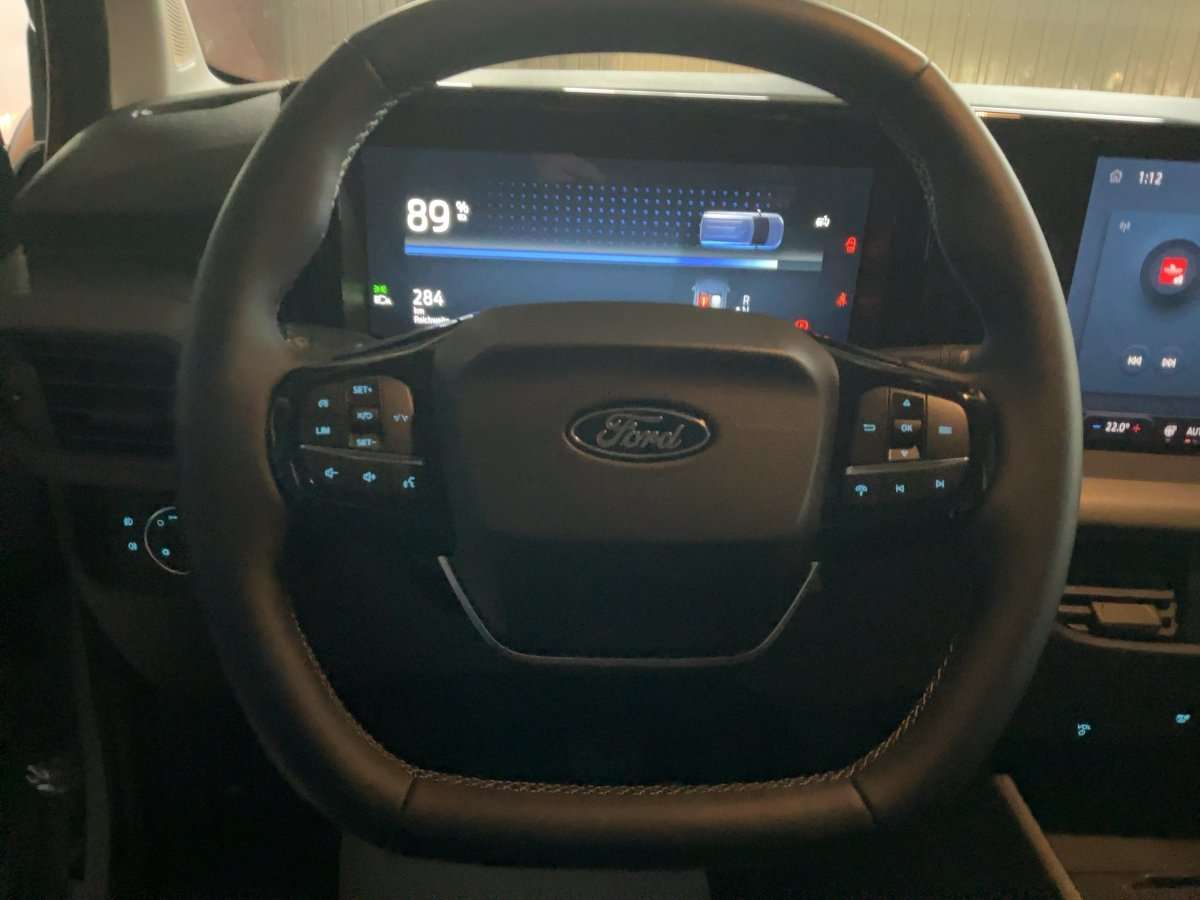 Fahrzeugbild eines Ford Transit Courier