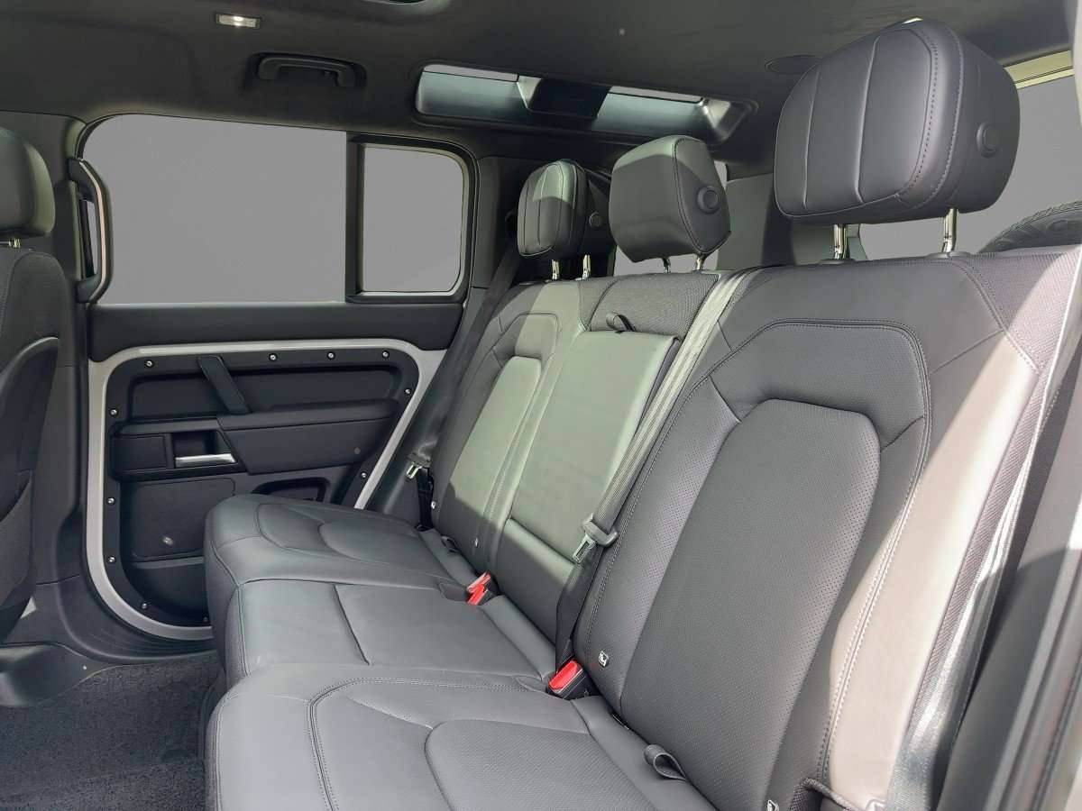 Fahrzeugbild eines Land Rover Defender