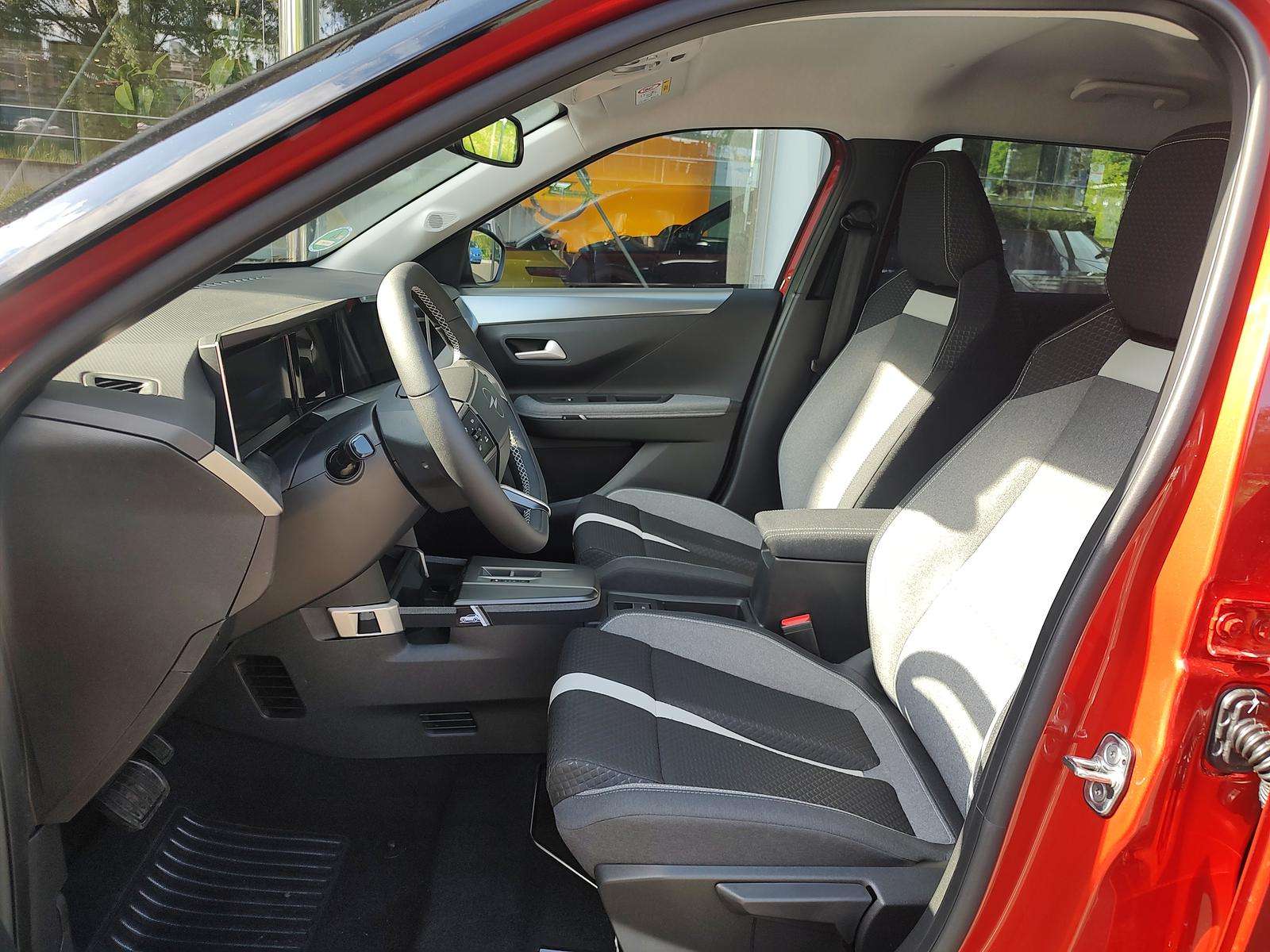 Fahrzeugbild eines Opel Frontera