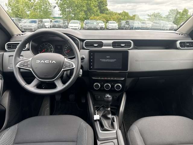 Fahrzeugbild eines Dacia Duster