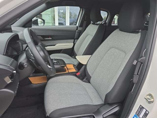 Fahrzeugbild eines Mazda MX-30