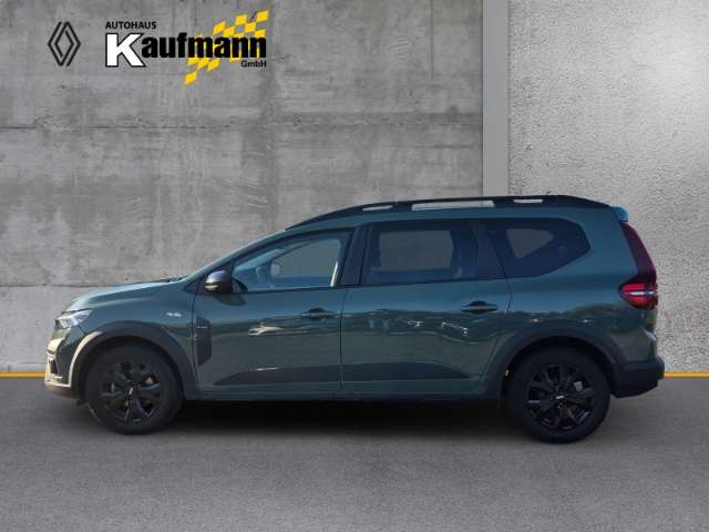 Fahrzeugbild eines Dacia Jogger