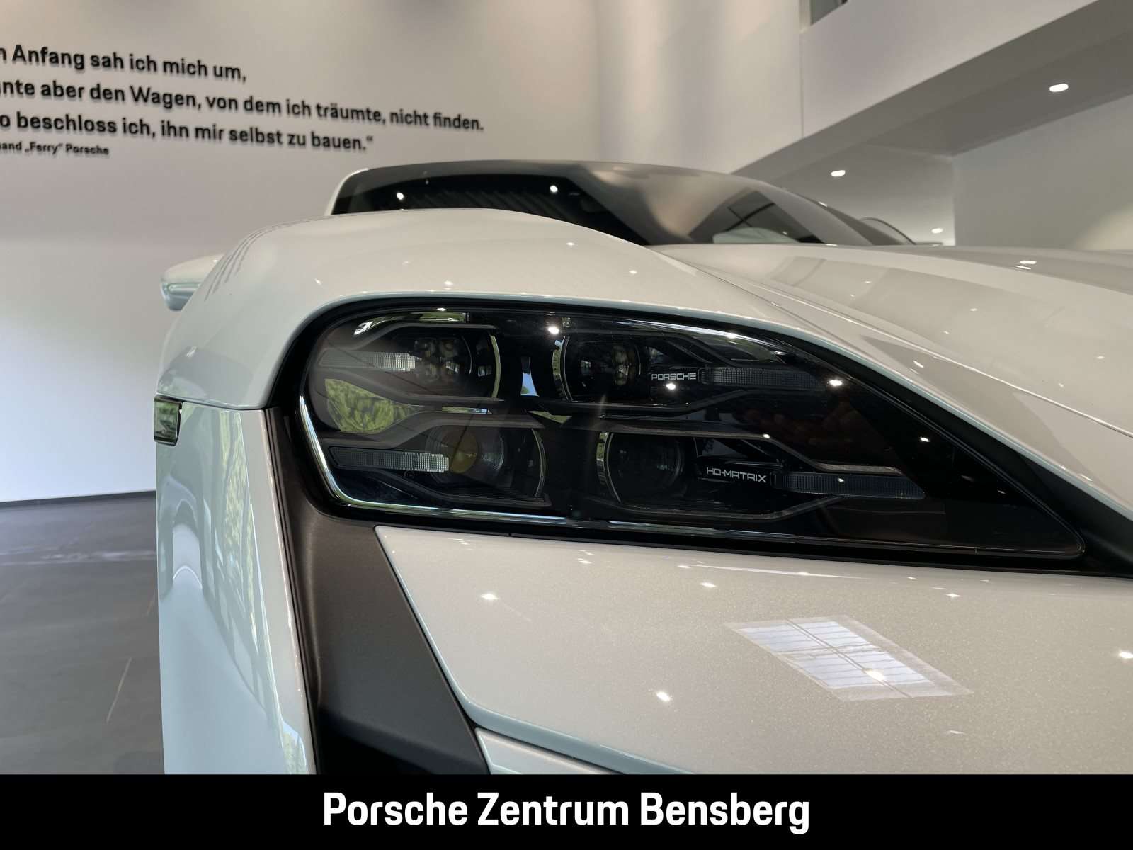 Fahrzeugbild eines Porsche Taycan