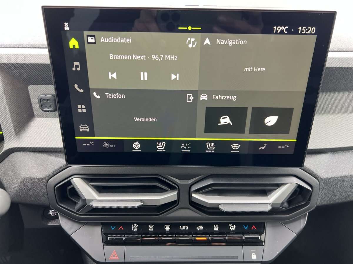 Fahrzeugbild eines Dacia Bigster