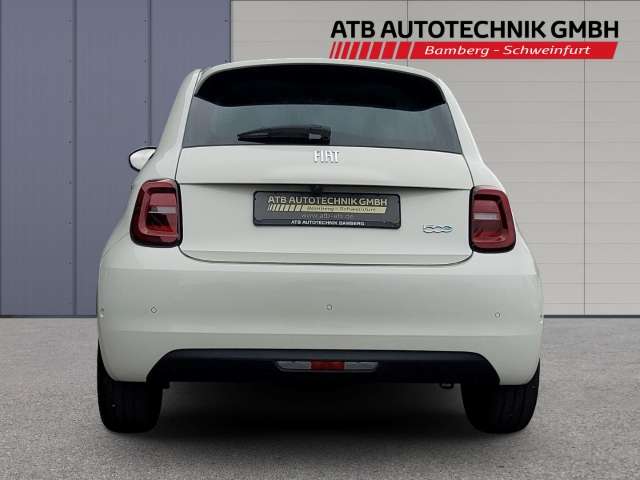 Fahrzeugbild eines Fiat 500