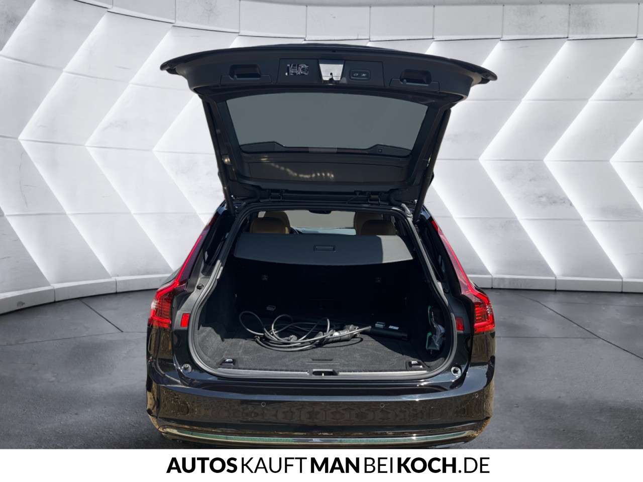 Fahrzeugbild eines Volvo V90