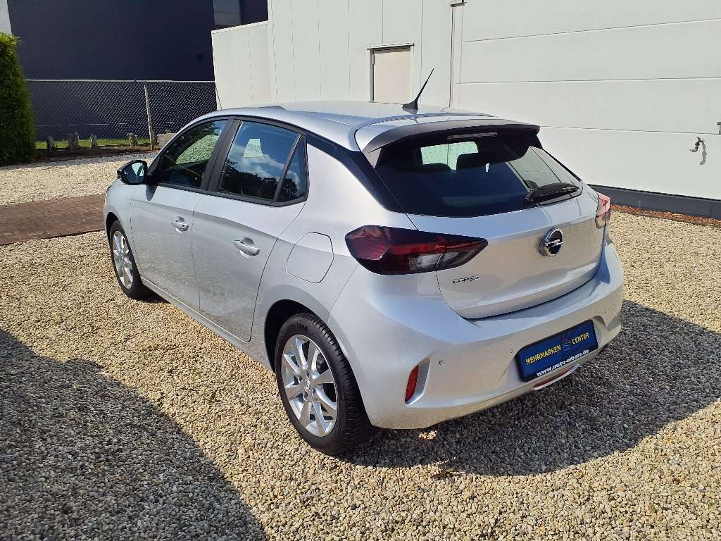 Fahrzeugbild eines Opel Corsa