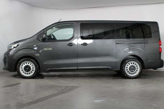 Fahrzeugbild eines Opel Vivaro