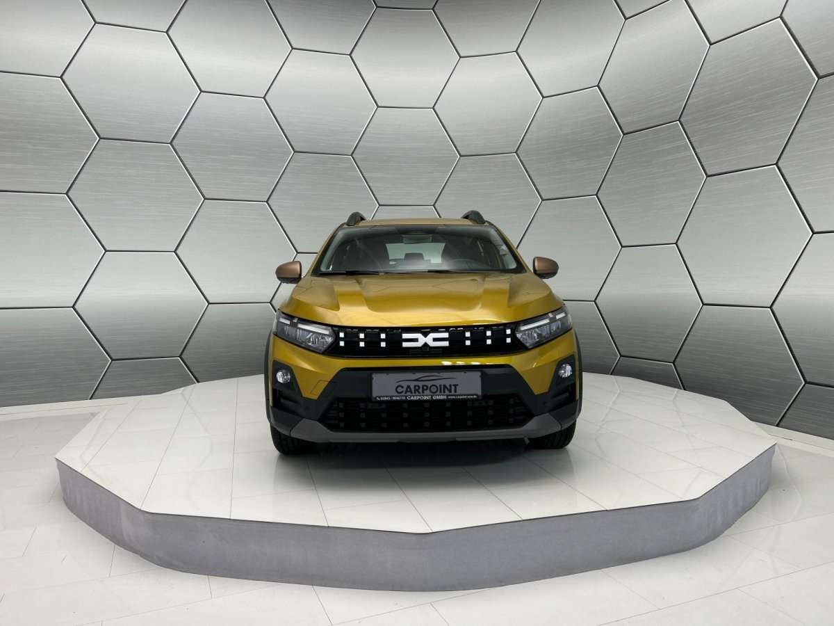 Fahrzeugbild eines Dacia Sandero