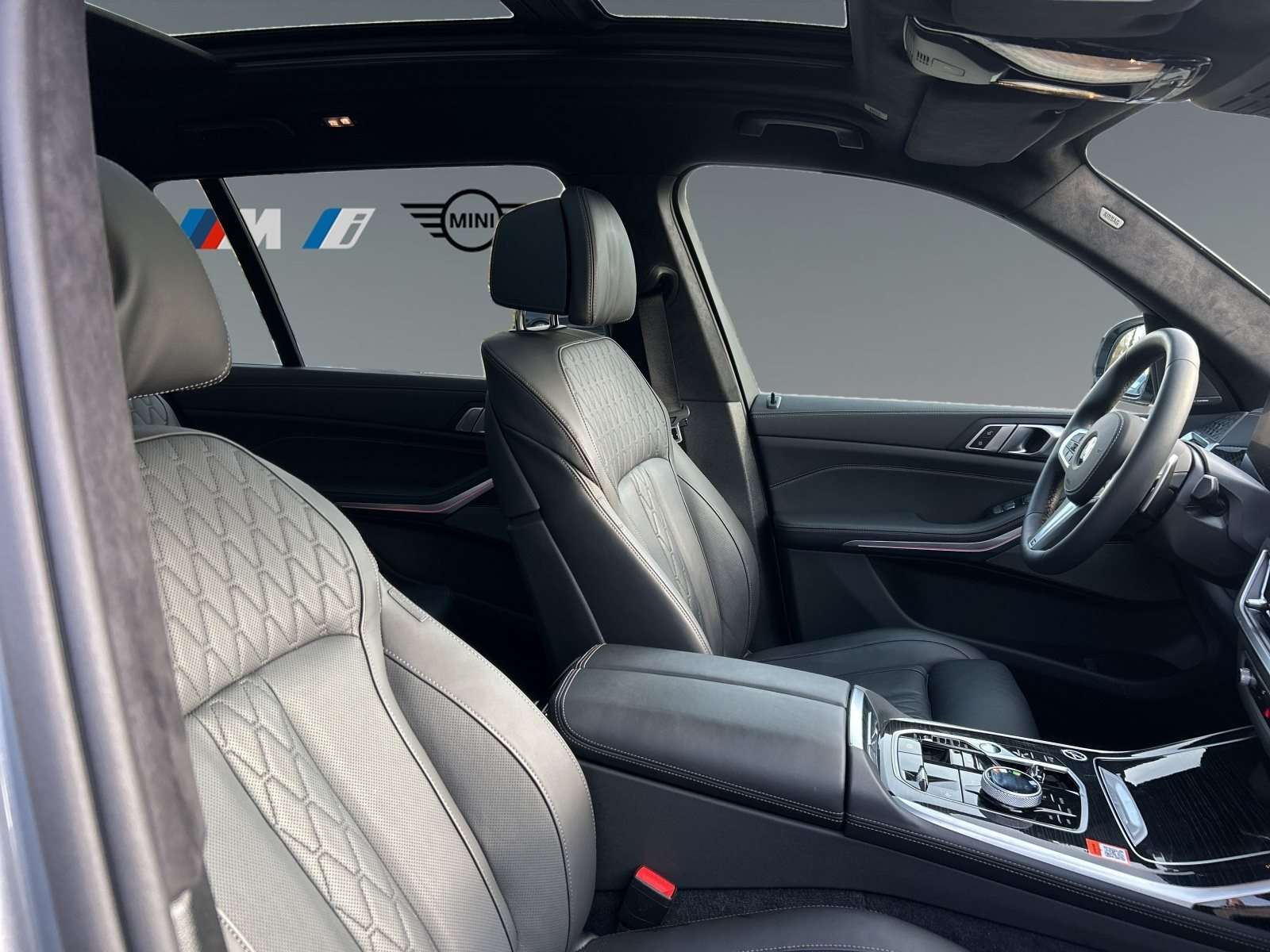 Fahrzeugbild eines BMW X7