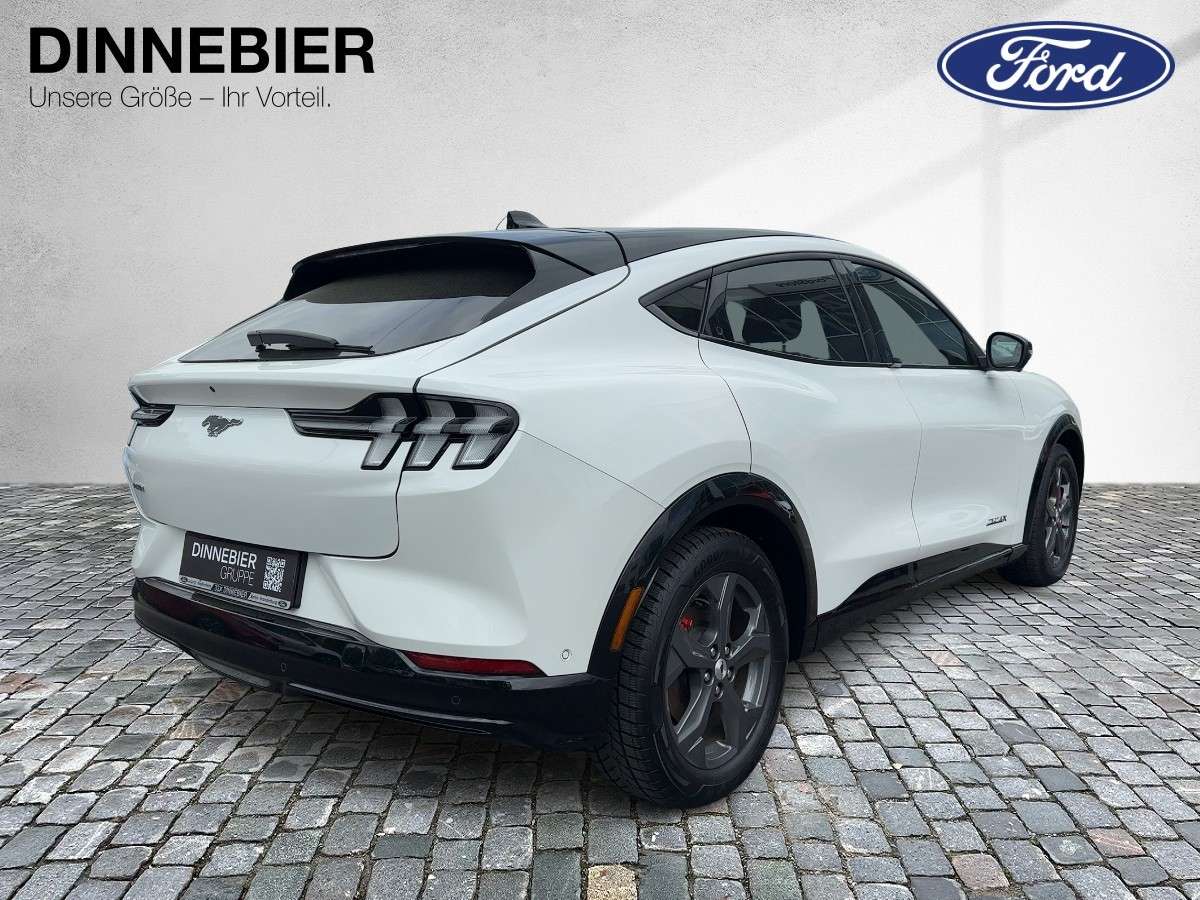 Fahrzeugbild eines Ford Mustang Mach-E