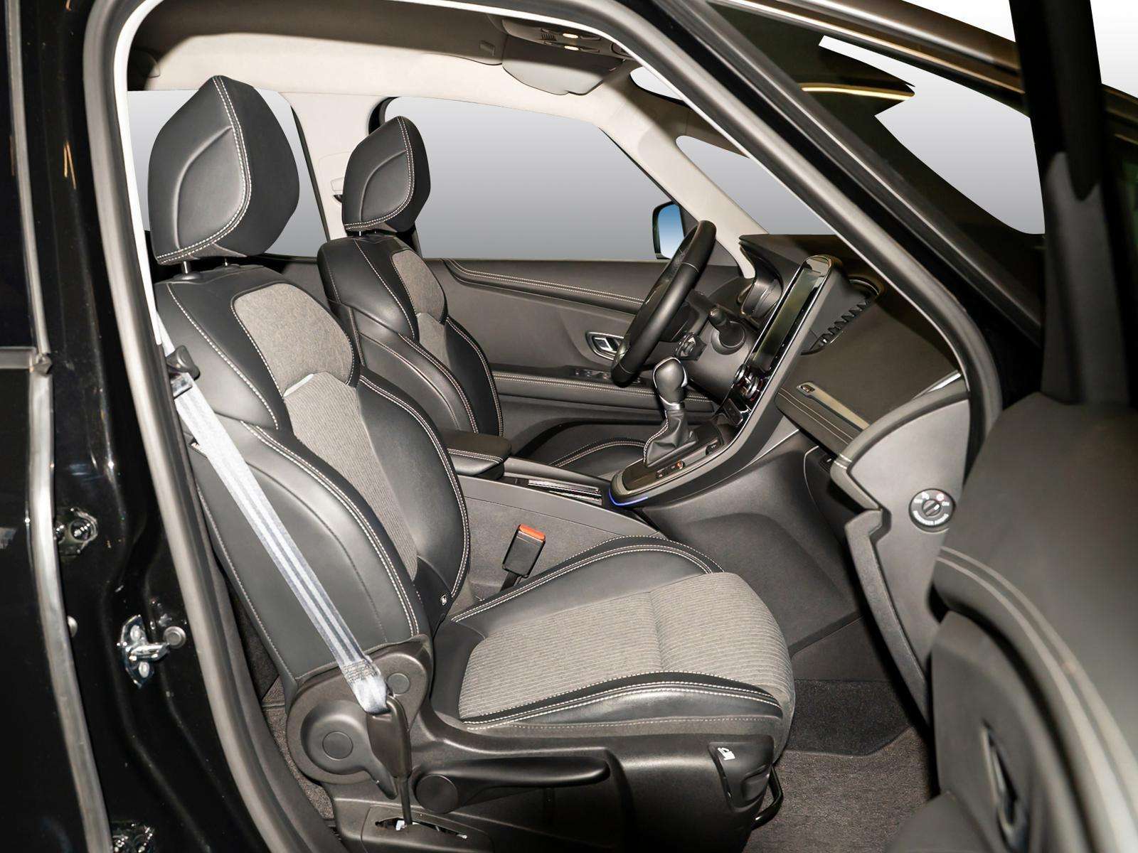 Fahrzeugbild eines Renault Scénic