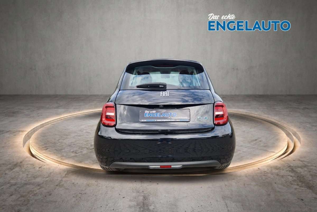 Fahrzeugbild eines Fiat 500