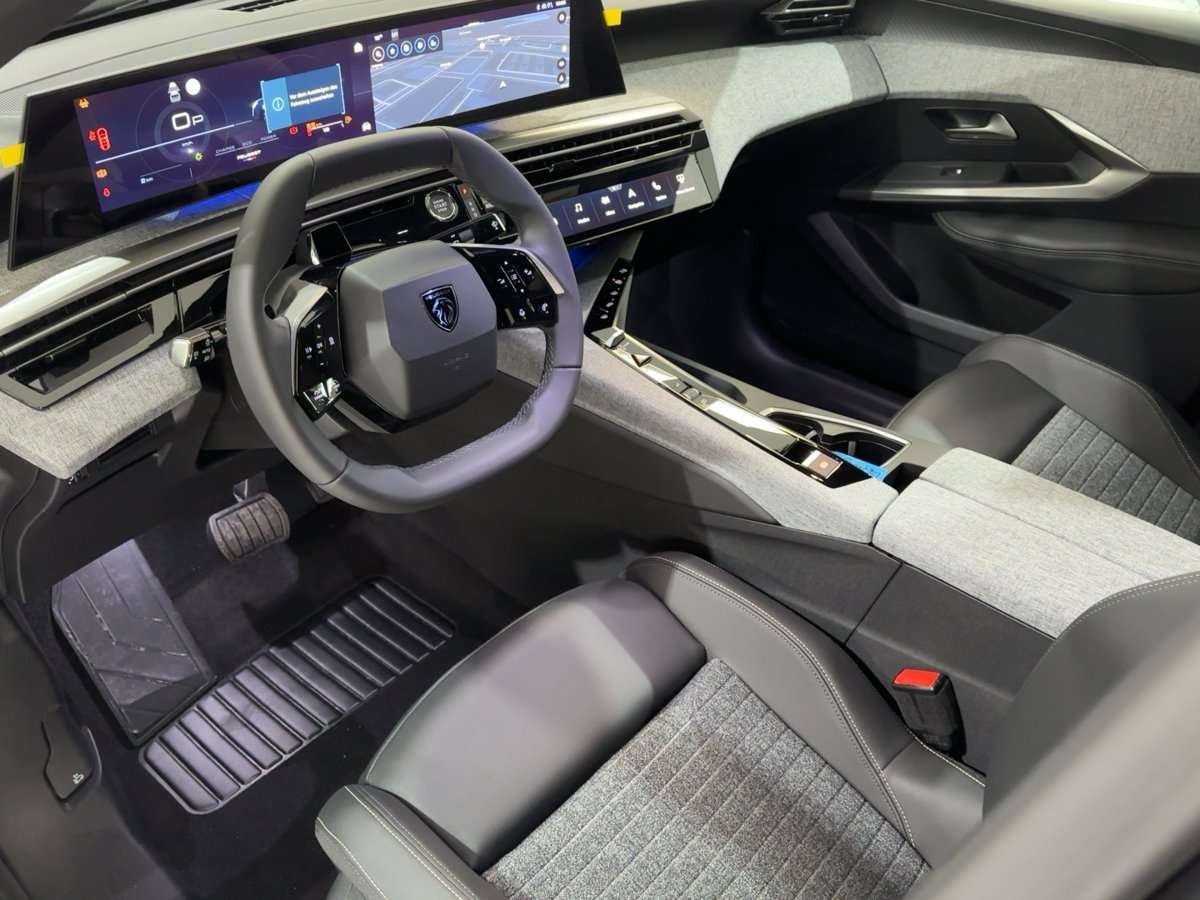 Fahrzeugbild eines Peugeot 3008