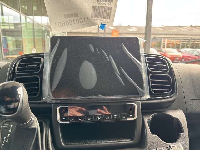 Fahrzeugbild eines Opel Movano
