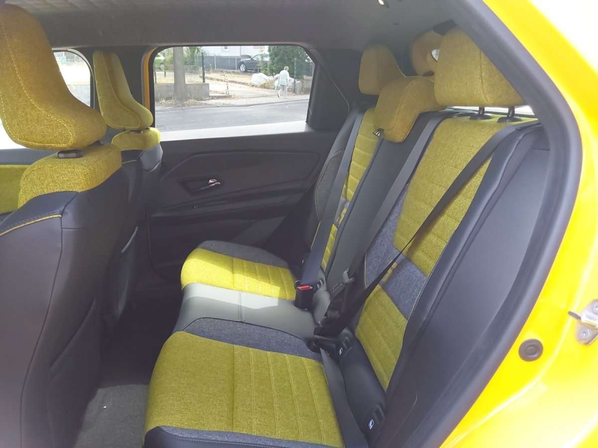 Fahrzeugbild eines Renault 5 E-TECH