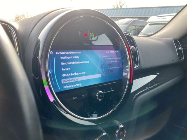 Fahrzeugbild eines MINI Countryman