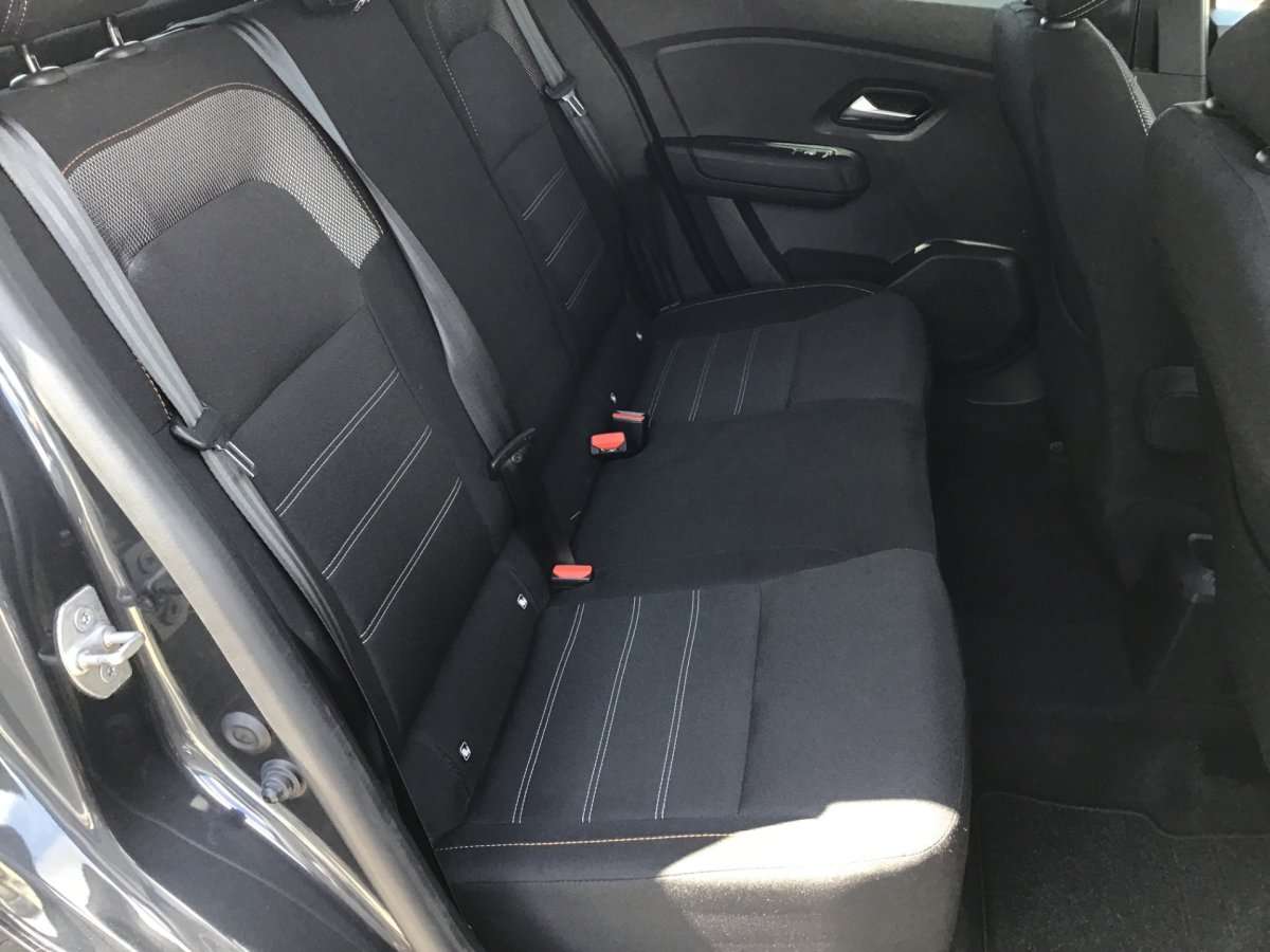 Fahrzeugbild eines Dacia Sandero