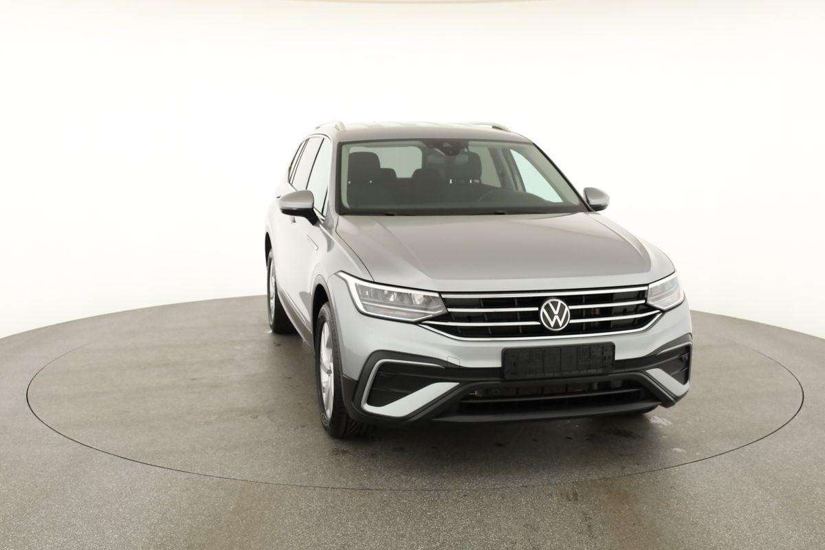Fahrzeugbild eines Volkswagen Tiguan Allspace