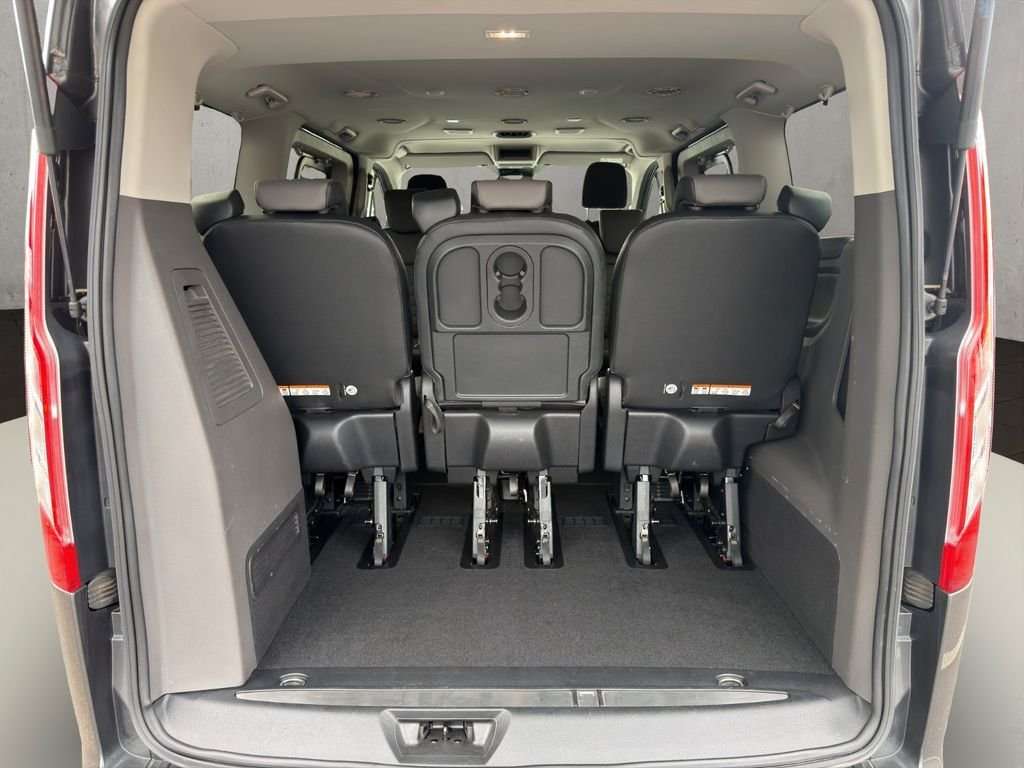 Fahrzeugbild eines Ford Tourneo Custom