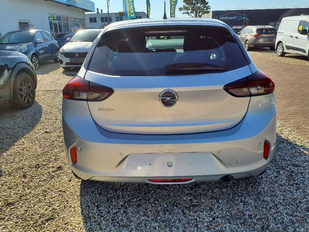 Fahrzeugbild eines Opel Corsa