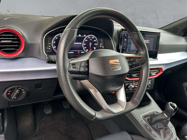 Fahrzeugbild eines SEAT Ibiza