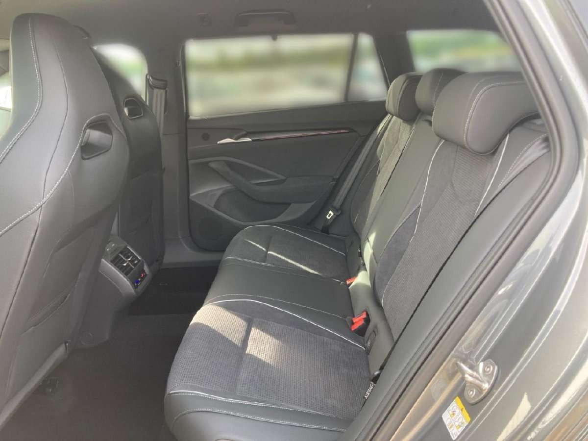 Fahrzeugbild eines Skoda Superb