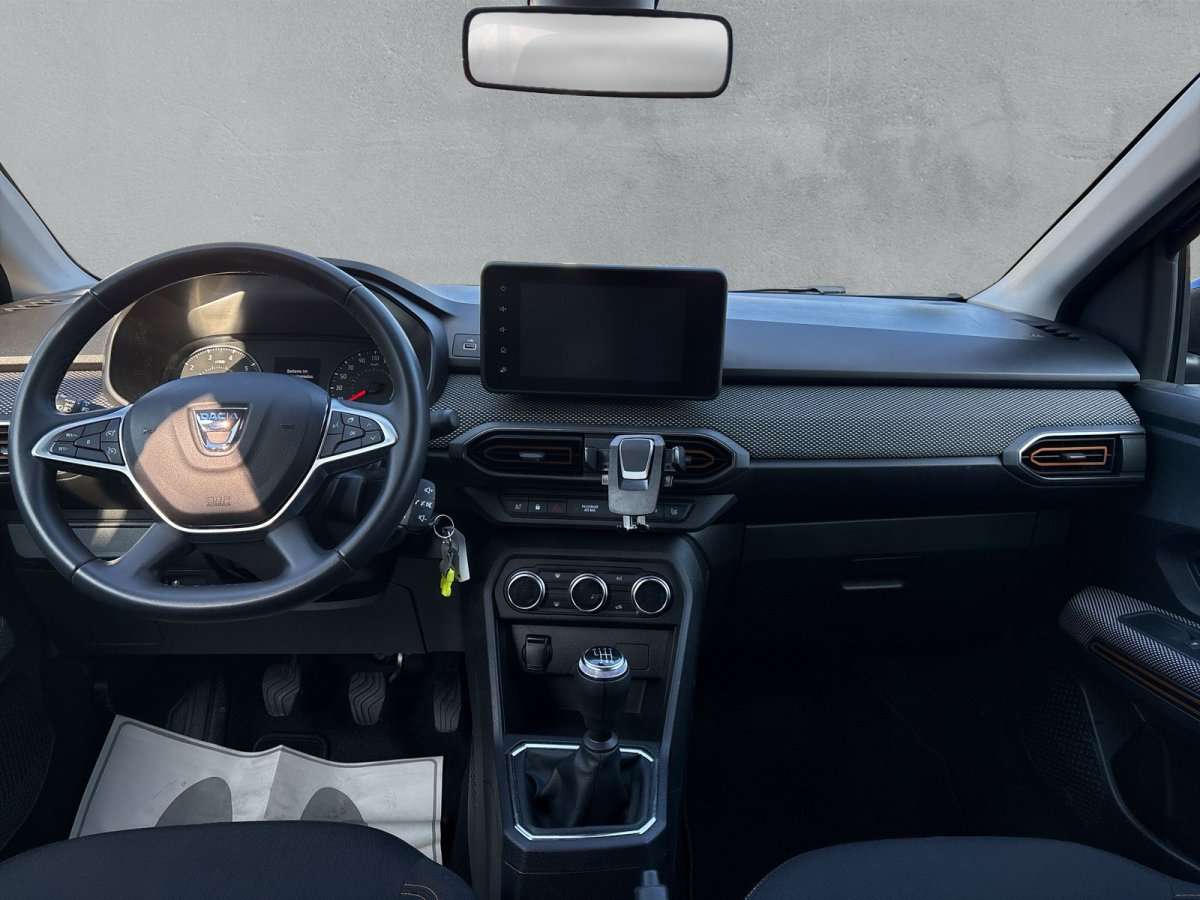 Fahrzeugbild eines Dacia Sandero