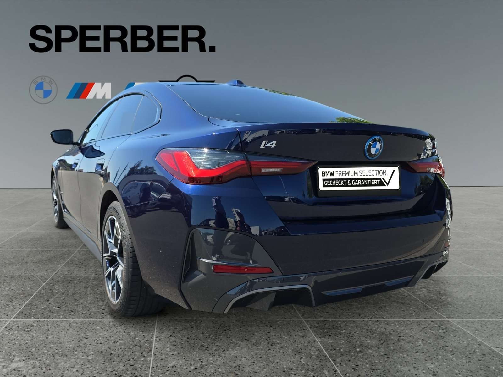 Fahrzeugbild eines BMW i4