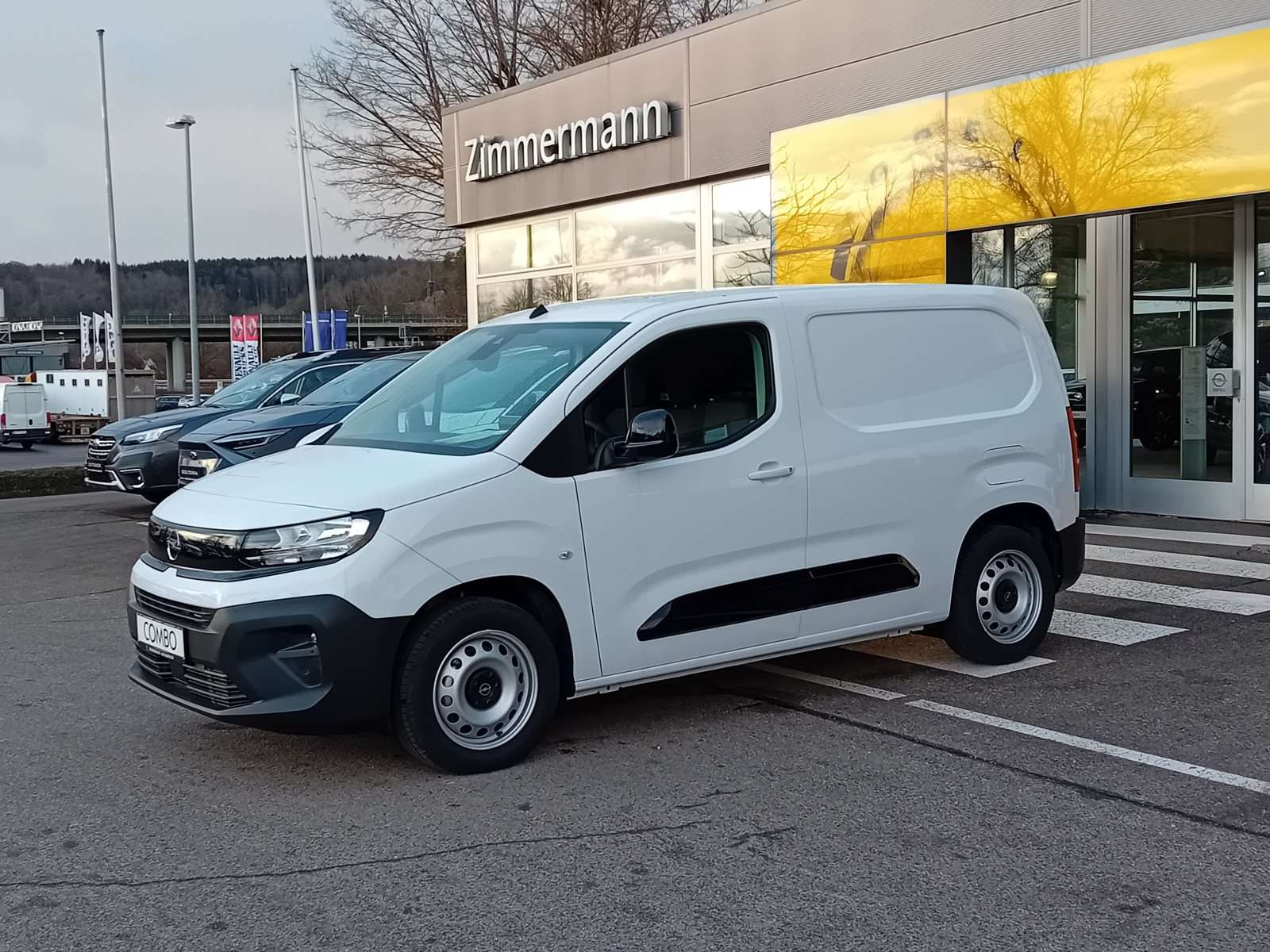Fahrzeugbild eines Opel Combo Electric