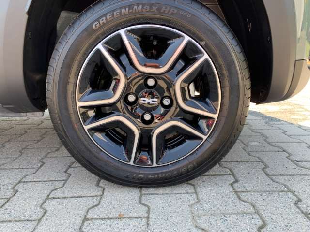 Fahrzeugbild eines Dacia Spring