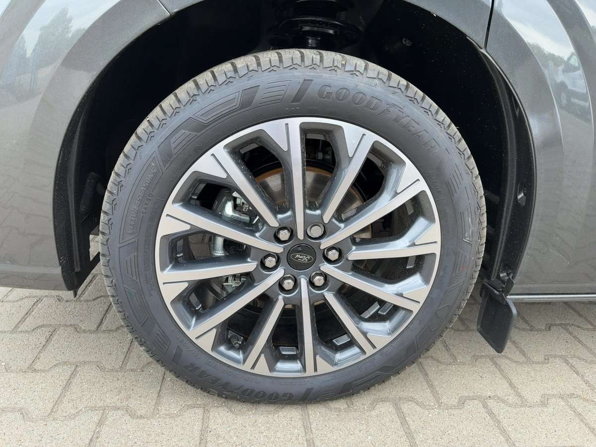 Fahrzeugbild eines Ford Tourneo Custom