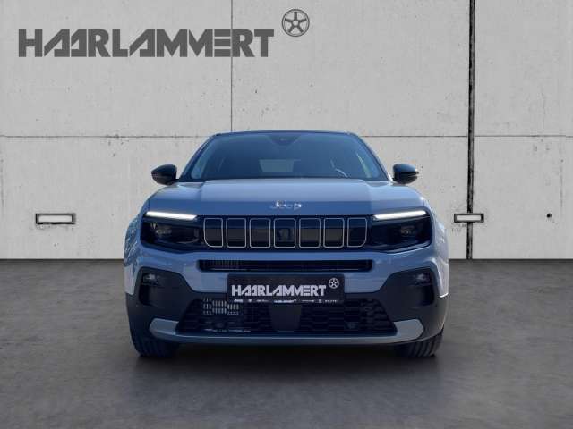 Fahrzeugbild eines Jeep Avenger