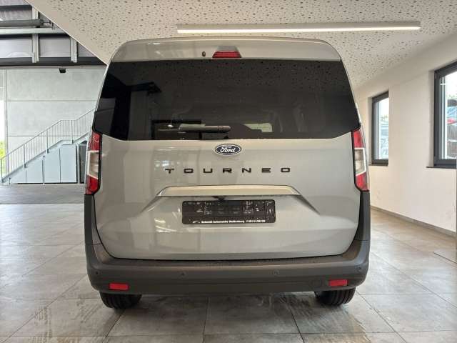 Fahrzeugbild eines Ford Tourneo Courier