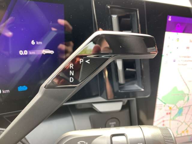 Fahrzeugbild eines Renault Scenic E-TECH