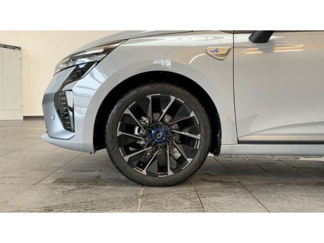 Fahrzeugbild eines Renault Clio