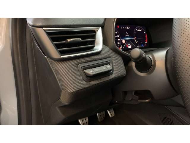 Fahrzeugbild eines Renault Clio