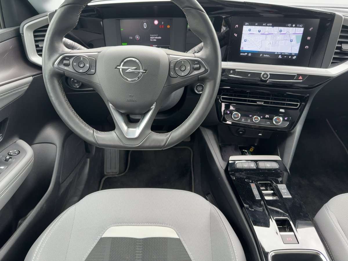 Fahrzeugbild eines Opel Mokka Electric