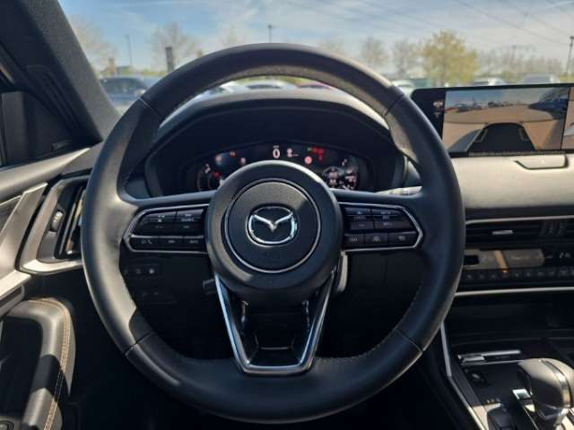 Fahrzeugbild eines Mazda CX-80