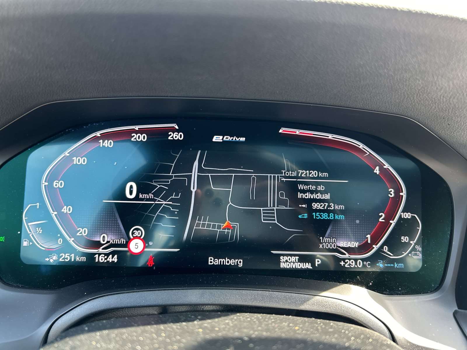 Fahrzeugbild eines BMW 3er-Reihe