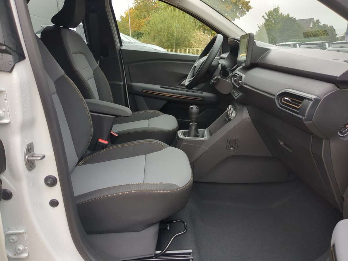 Fahrzeugbild eines Dacia Sandero