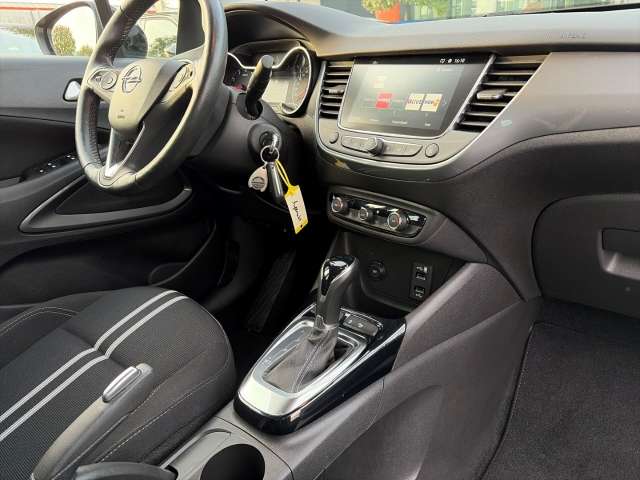 Fahrzeugbild eines Opel Crossland X